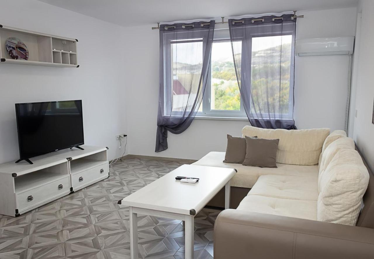 Apartment Lilia カヴァルナ エクステリア 写真
